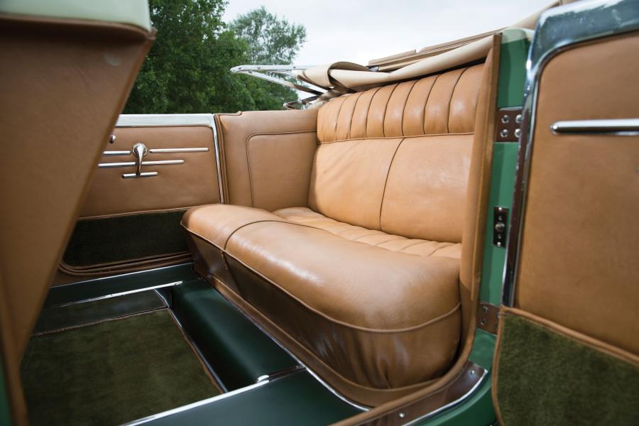 Интерьер Duesenberg J451/2468 Tourster LWB by Derham 1931 года  (фото 11 из 17)